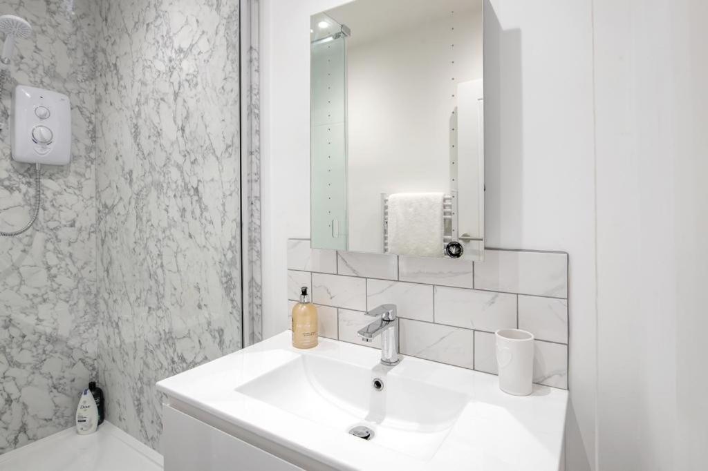 Flat In Bath City Centre Εξωτερικό φωτογραφία